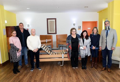 Donation of low-profiling beds to Mount Alvernia